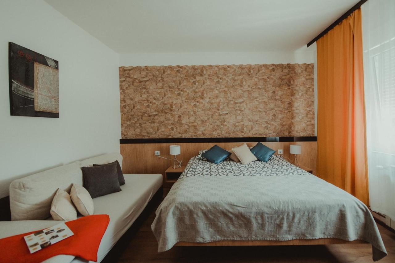 Apartman Lovric Ðakovo Εξωτερικό φωτογραφία