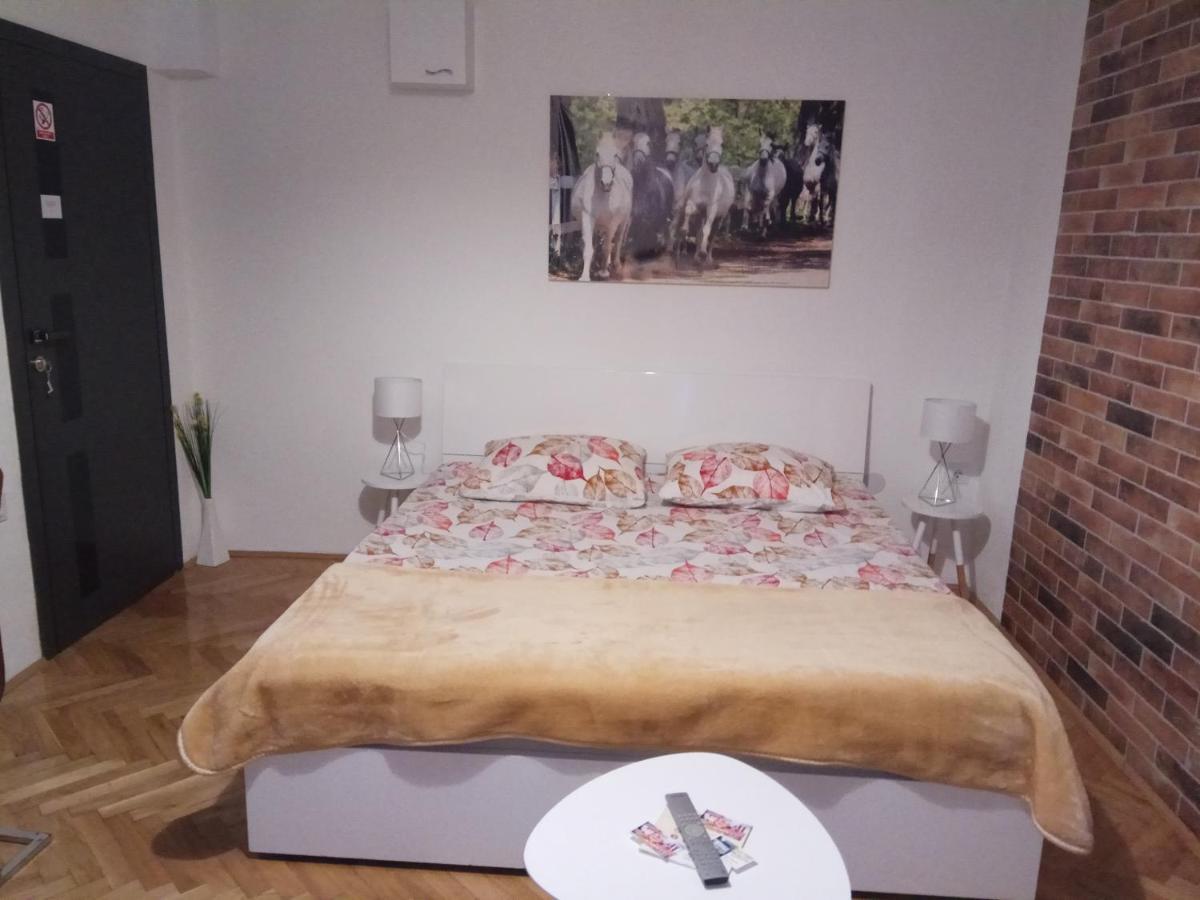 Apartman Lovric Ðakovo Εξωτερικό φωτογραφία