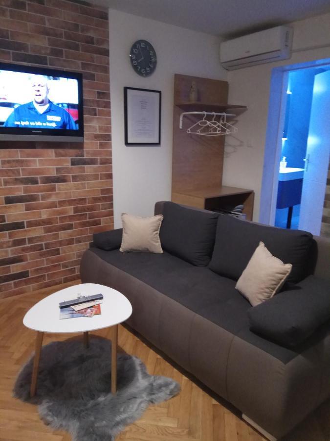 Apartman Lovric Ðakovo Εξωτερικό φωτογραφία